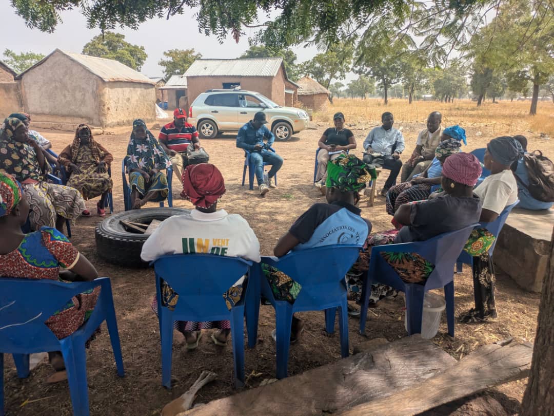 Échanges avec les communautés locales